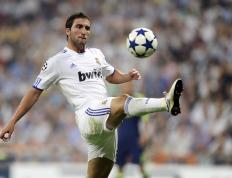 开云体育在线-完美剧本与新王登基，一场足球之夜的权力交接