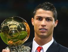 开云体育入口-爆冷之夜，深圳队正名之战，文班亚马成关键先生