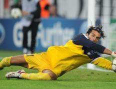 开云体育app-世纪恩怨与新王加冕，当绿衫军再遇紫金王朝，锡安末节主宰一切