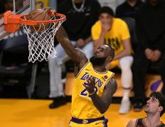 开云体育在线-包含鹈鹕客场击败湖人，威廉森贡献28分的词条