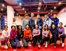 开云体育在线-运动员们在比赛中展现出的团队合作精神和个人拼搏精神