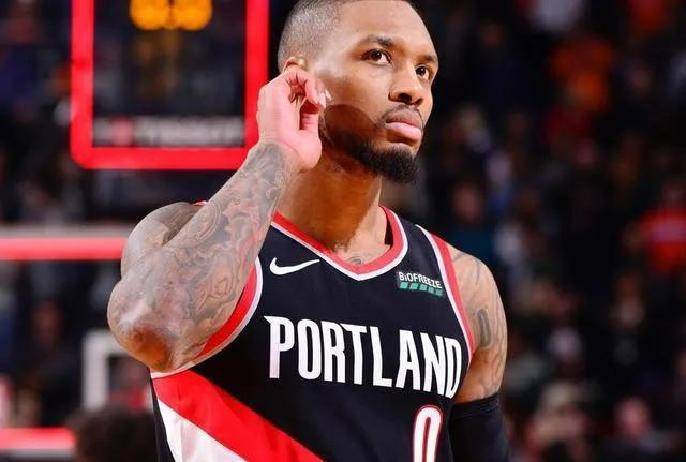 开云体育在线-NBA赛季：开拓者队成功签下大卫·利拉德，实力暴增的简单介绍