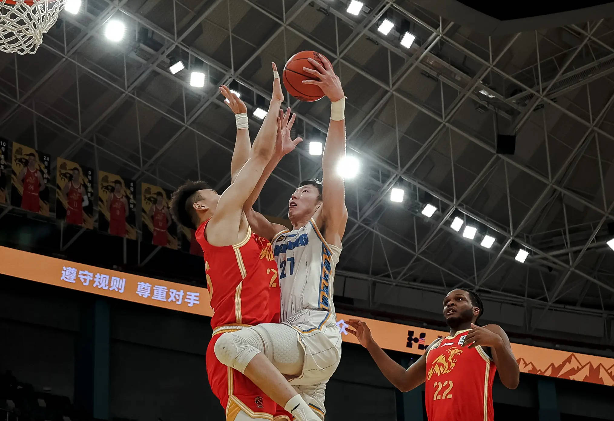 开云体育平台APP-篮球冠军联赛：巴塞罗那男篮逆转战胜对手的简单介绍