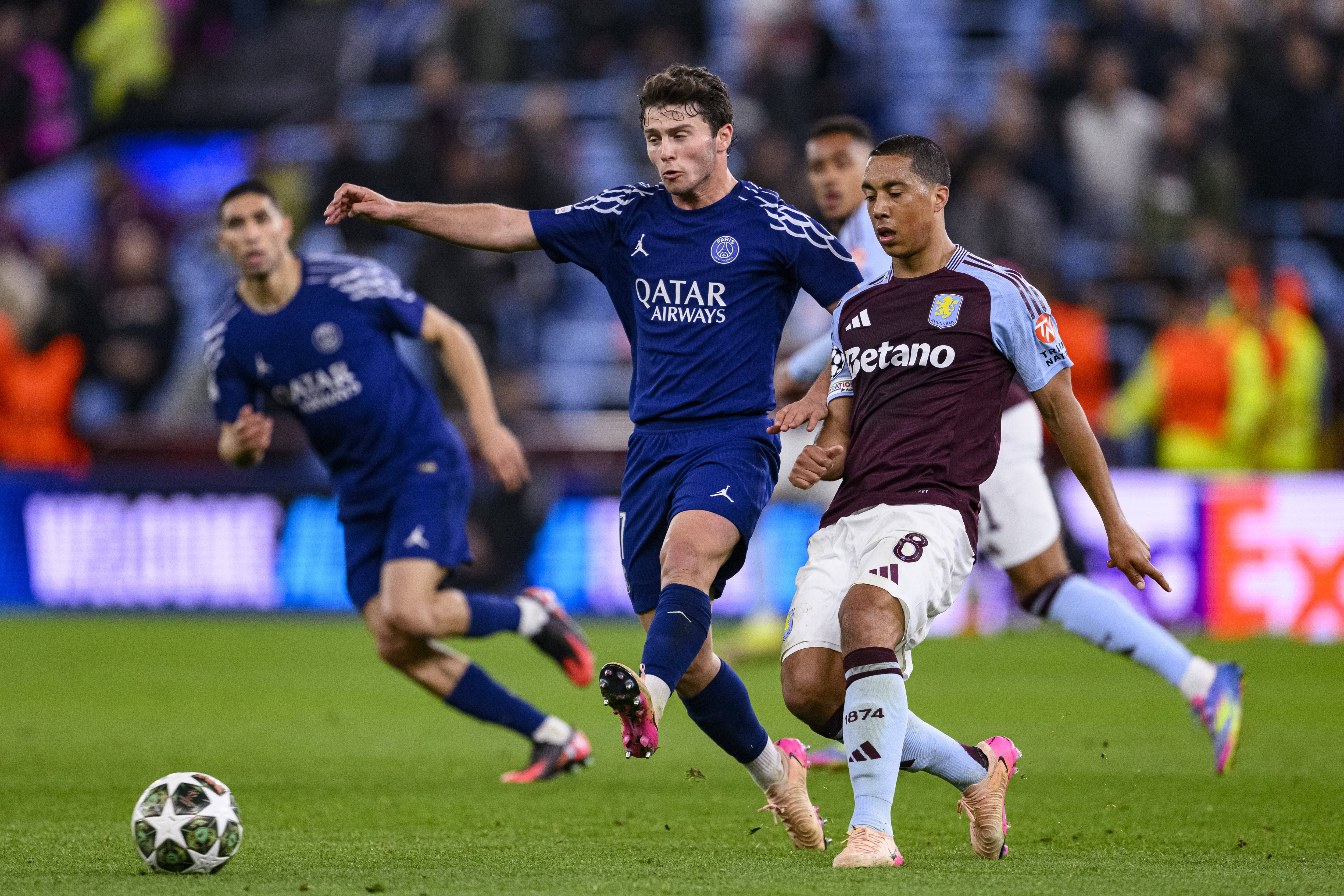 开云体育平台APP-包含巴黎圣日耳曼遭遇惊险,小组赛胜场险胜的词条