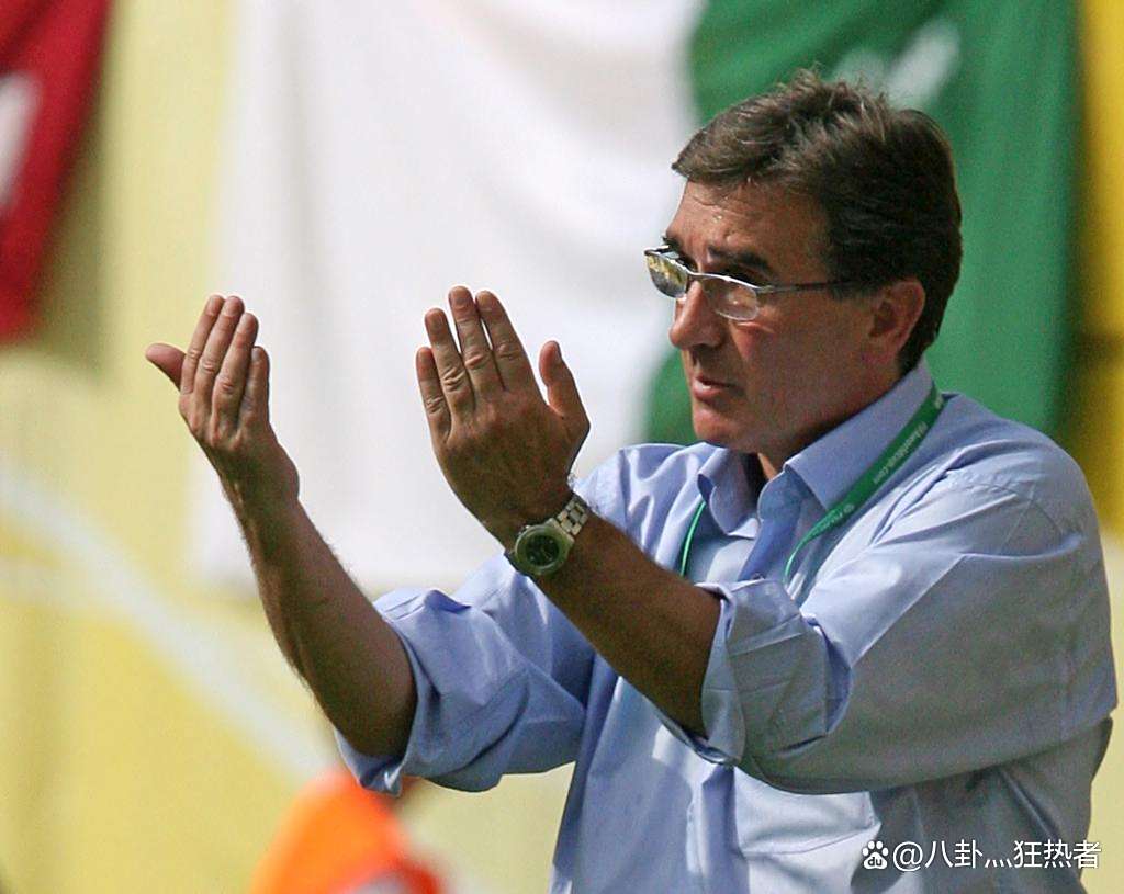 开云体育平台APP-教练组研究新战术应对对手,球队备战备受关注