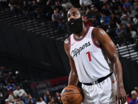 开云体育APP下载-勇士客场取胜开拓者,哈登演绎单场40+历史的简单介绍