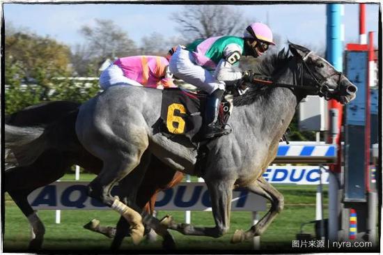 开云体育中国-沙特射击选手勇夺季军，展现实力