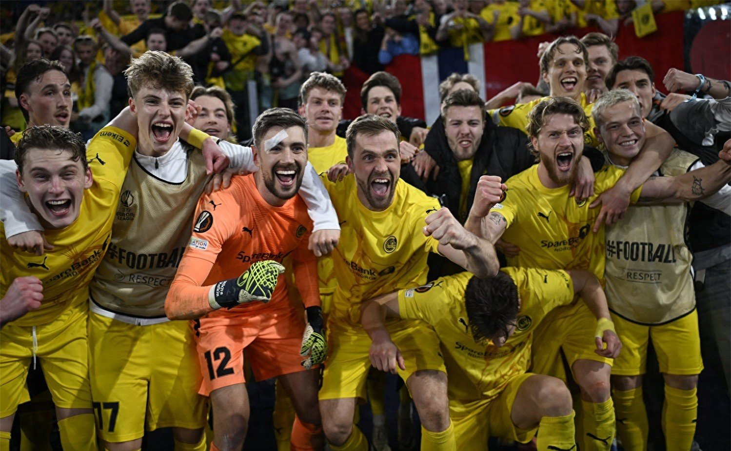 开云体育下载-欧预赛终极战役,强队之间搏命争胜