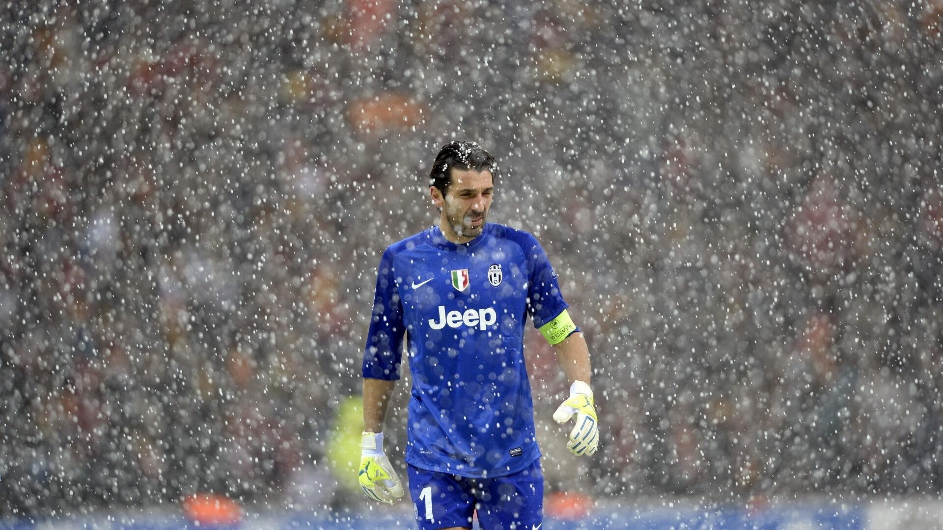 开云体育-当曼谷的欢呼遇见丹麦的传奇，亚洲体育新叙事的双重奏