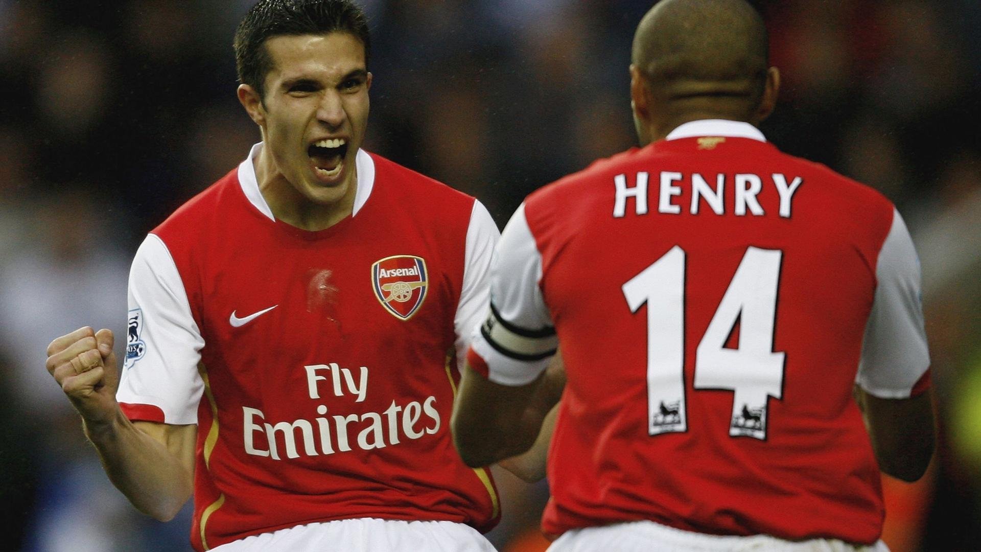 开云体育平台APP-旧日之火,皮克登场那刻,友谊赛如何被彻底改写