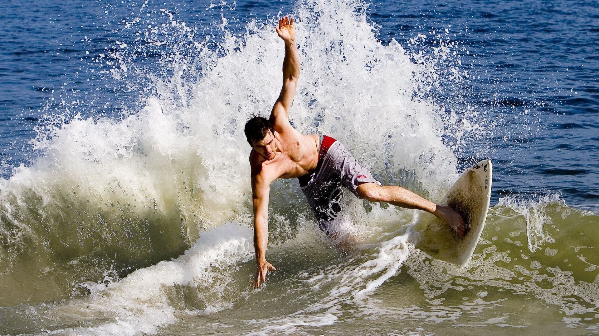 开云平台-辛杜领军，丹麦队惊天逆转德国队夺魁—世界综合体育锦标赛决赛纪实